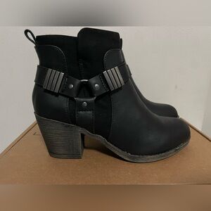 Rocket Dog Harness Booties Setty - Size 6.5